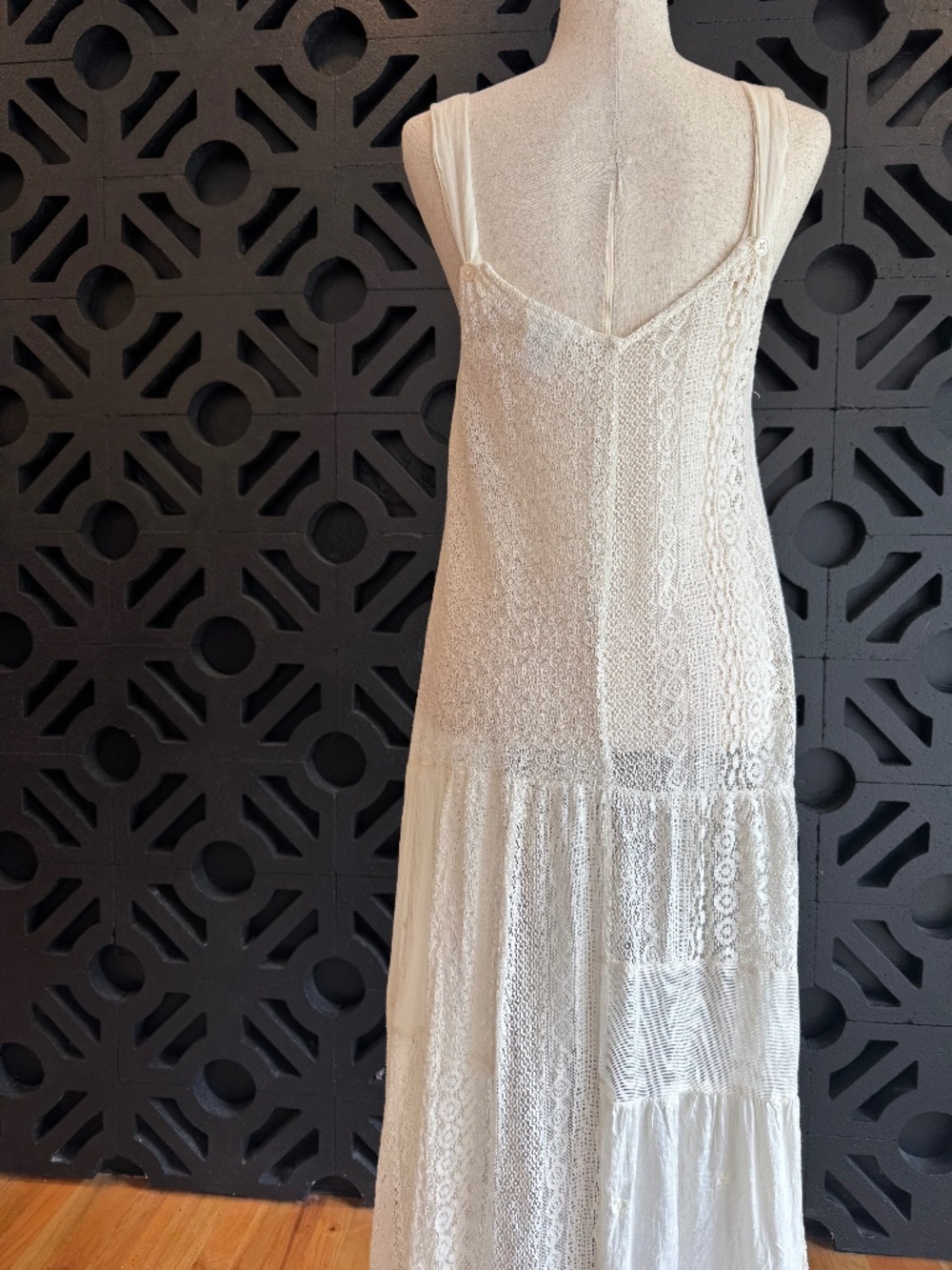 Anthropology | Delicate Lace Tunic - Picture 8 of 11
